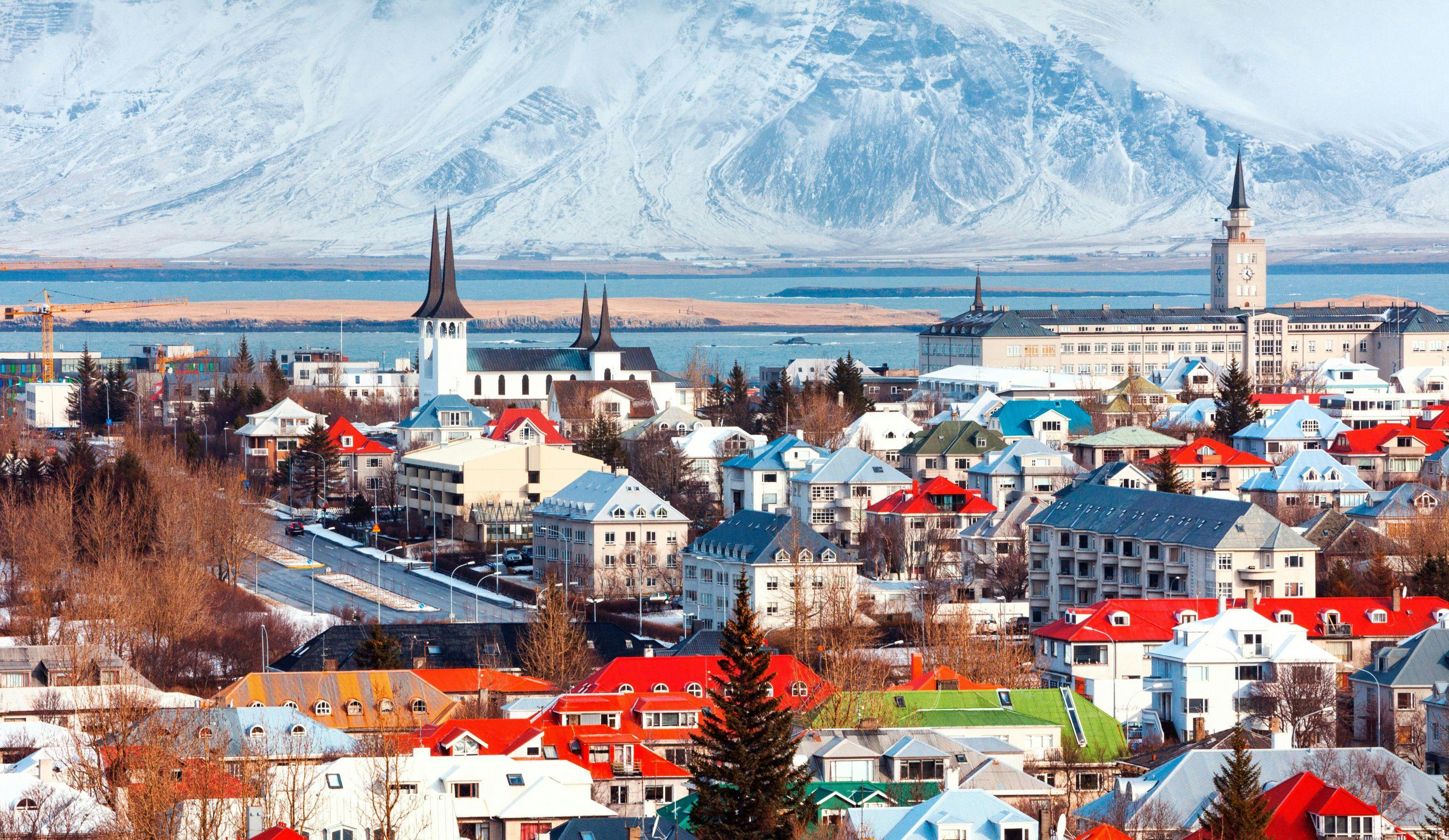 Reykjavík: A Vibrant City of Natural Wonders and Cultural Riches 